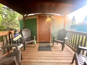 Yogi's Den is a playfully themed Yurt starring Yogi the bear and his pals. - Image 5