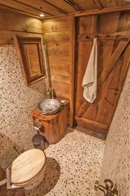 Traditional Bulgarian house with stunning mountain view - Image 2