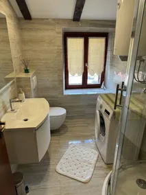 Wunderschönes, 100 m² großes Apartment mit seltenen und wertvollen Möbeln - Image 2