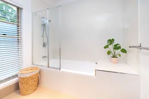 Eco House with private pond & forest. Noosa Hinterland Retreat - Image 5