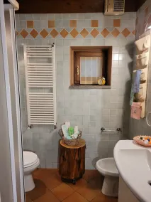 Villa Carla in Murlo, 300sqm detached villa with garden veranda and swimming pool.  - Image 3