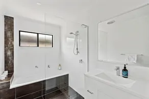 Private Mudjimba Beach Abode - Image 3