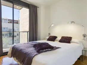 3 rooms 6 persons in Sant Gervasi with terrace near the Teknon  - Image 4