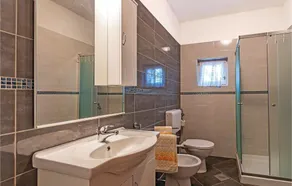 2 quartos Alojamento em Sikici - Image 3