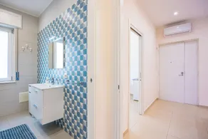 Domus Capodimonte flat by Napoliapartments - Image 4