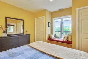 Walk to Main St., Pets OK, Close to Farmers Market, 30 min to Hatley Pointe - Image 4
