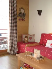 Upscale flat in all mod cons chalet mountain resort  - Vars - Image 3