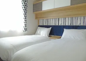 The Toronto Lodge is about luxurious family staycations. - Image 5