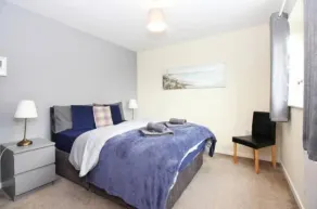 Hidden Gem of Newark - Sleeps 6 - Image 4