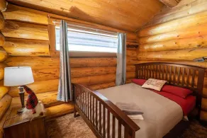 Ski village penthouse w/ hot tub & sauna, Hemlock Valley - Image 5