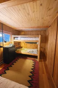 The Hidey-ho 2 Bedroom Cabin - Image 5