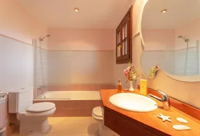Oliveres - Six Bedroom Villa, Sleeps 12 - Image 3
