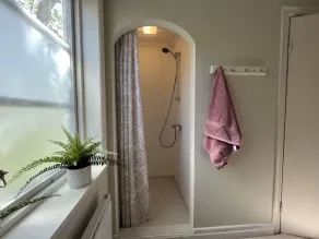 Cozy newly renovated accommodation with its own patio - Image 2