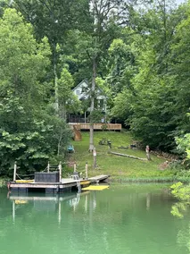 Quiet Cove on the Quiet Side of the Lake - Image 4