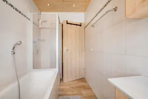 Apartamento 'Friedmann' com jardim privado, varanda e acesso Wi-Fi - Image 4