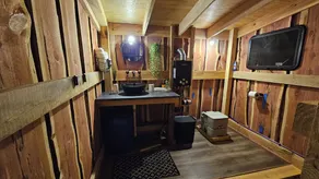 GlampVentures \"Cedar Suncatcher\" @river/lake near Smoky Mtns - Image 3