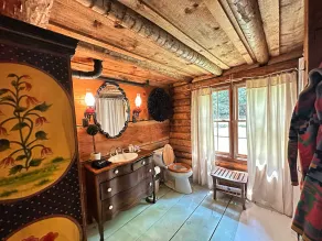 Tripps Cabin- Quaint cabin a mile from downtown Highlands!  - Image 2