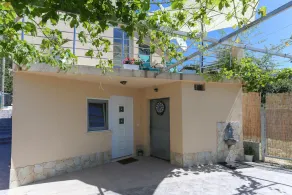 FAMILY AND PET FRENDLY HOLIDAY HOME  - Image 3