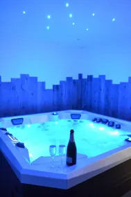 Cottage LES BULLES D'EMERAUDE con jacuzzi interior privado - Image 3