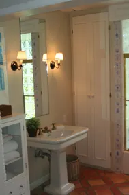 Montecito Compound With Beautiful Swimmers' Pool - Image 4