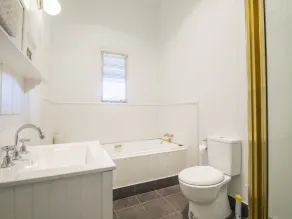 Elmview House and Apartment on Symons - in the centre of Healesville! - Image 3