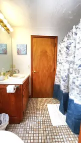 Cozy Cape Cod House - Stroll or Bike the Canal - Image 2