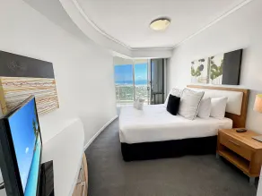 Resort Apartment in Maroochydore - Image 4