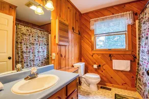 2 Schlafzimmer Ferienhaus in Rangeley Manor, mit toller 3 Saison Veranda und großem Garten! - Image 3