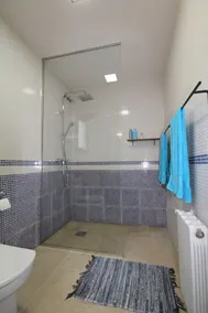Luxus-Villa mit privatem Pool, 10 + 4 Personen, Meerblick, barrierefrei - Image 3