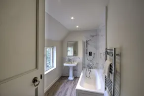 Abbey House by Group Retreats - Image 4