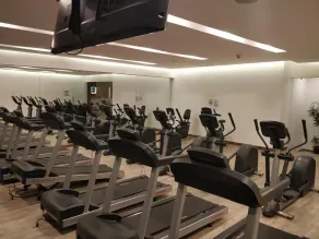 1BR apt high speed WiFi , minimalist chic decor, with all the amenities - Image 4