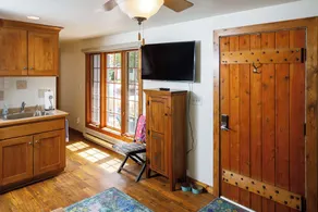 Cabin in Downtown Ephraim-Perfect for couples! - Image 2