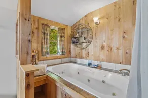 The Sommet - Magical Main Home and Guest Cottage - Image 3