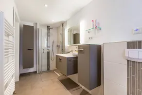 Apartment 'Ferienwohnung Butjes' with Private Terrace, Shared Garden and Wi-Fi - Image 3