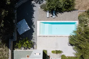 Tessera Villa, a Serene Escape in Nature with Pool - Image 4