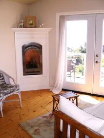 Le Studio at Sunlight SeaScape a Gentle Retreat on Whidbey Island for 2 Guests - Image 2