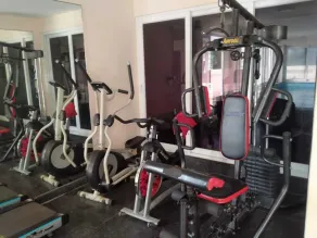 Olive Inn Luxurious 4-BHK Individual Villa w/ Indoor Swimming Pool - Image 2
