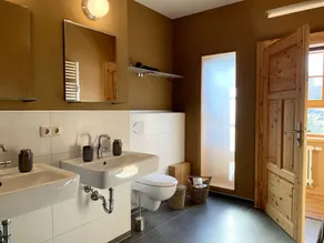 Spacious vacation apartment with 3.5 bedrooms in an old town hall - Image 3
