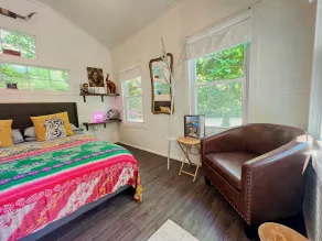 Sexiest Lil Cabin in Saugerties, NY - Image 4