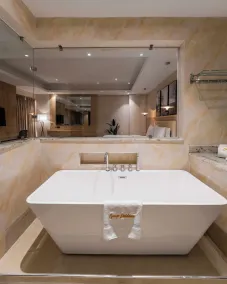 George Residence TLC - Image 3