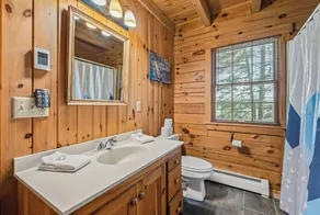 🐾33 Loop Rd Log Cabin w/ Shared Rangeley Lake Access, Snowmobile/ATV Access, 15 min to Saddleback - Image 4
