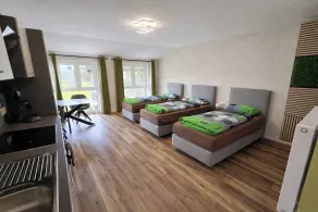 Speedy's Bed & Breakfast - Image 2