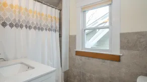 Cozy- Quaint Downtown Delight! - Image 3