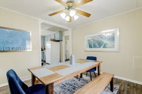 15mins to Downtown- Adorable on Taylor Both Units - Image 3