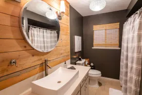 STUNNING VIEWS, CRISP IMMACULATE MOUNTAIN TOP HOME WITH HOT TUB - Image 3