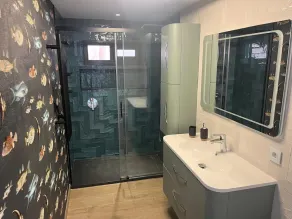 Luxury, beach front, two-bedroom apartment - Image 2