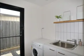 Luxe Townhouse - WiFi included - Image 2