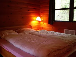 Log cabin on a 2000 m² nature estate, only5 km to the sea - Image 4