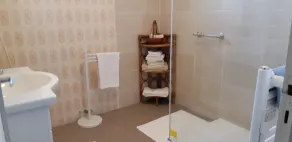 Entre Dinard et Dinan, petite maison de campagne entièrement de plain pied - Image 4