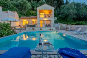 Amphitrite in Paxi With 2 Bedrooms and 2 Bathrooms - Image 5